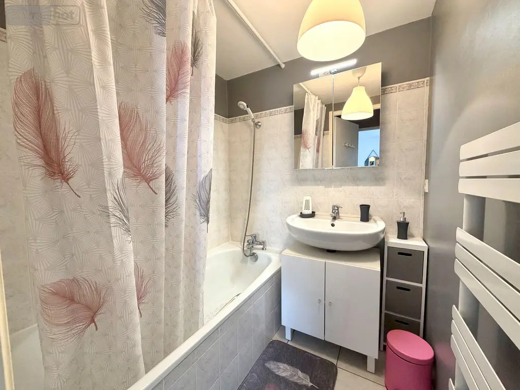Appartement a vendre Bassens 73000 Savoie 73 52 m2 2 pièces 205000 euros 73007-248 008