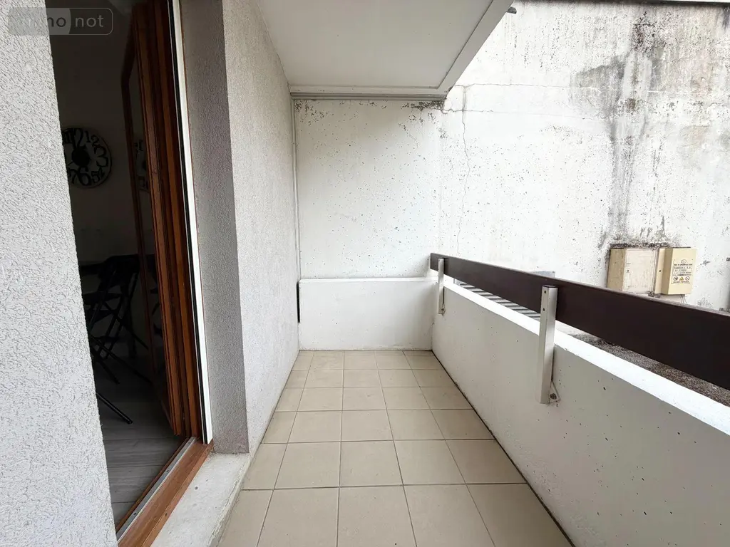 Appartement a vendre Bassens 73000 Savoie 73 52 m2 2 pièces 205000 euros 73007-248 009