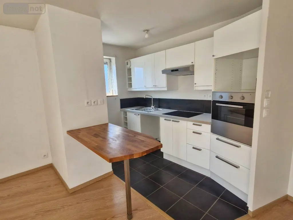 Appartement a vendre Cesson-Sévigné 35510 Ille-et-Vilaine 35 57 m2 3 pièces 209600 euros 252-SM 006