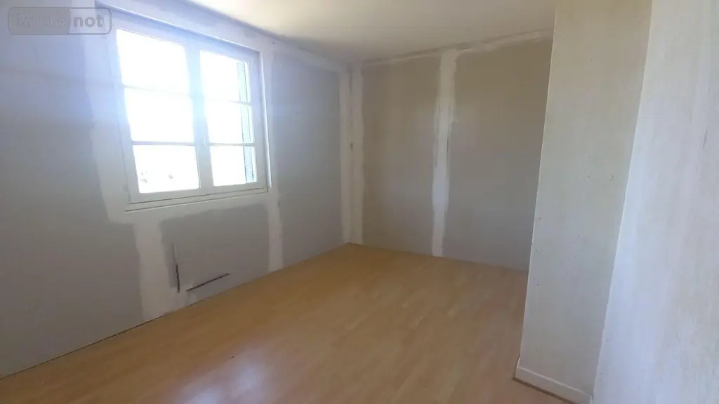Maison a vendre Jou-sous-Monjou 15800 Cantal 15 154 m2 64900 euros MG/2601 003