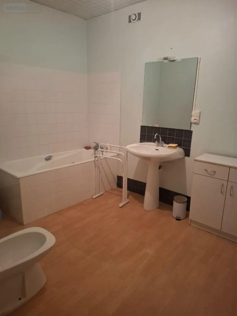 Maison a vendre Henrichemont 18250 Cher 18 279 m2 10 pièces 208890 euros 18016/2244 010
