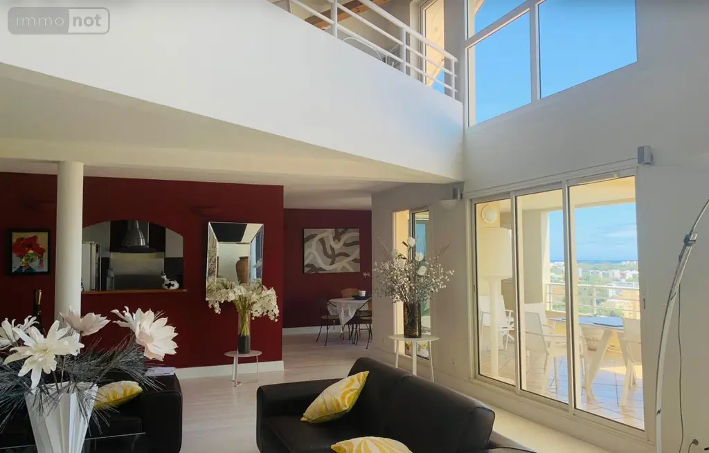 Appartement a vendre Saint-Denis 97400 La Réunion 974 197 m2 4 pièces 590000 euros 97404/44 001