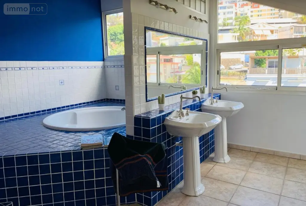 Appartement a vendre Saint-Denis 97400 La Réunion 974 197 m2 4 pièces 590000 euros 97404/44 009