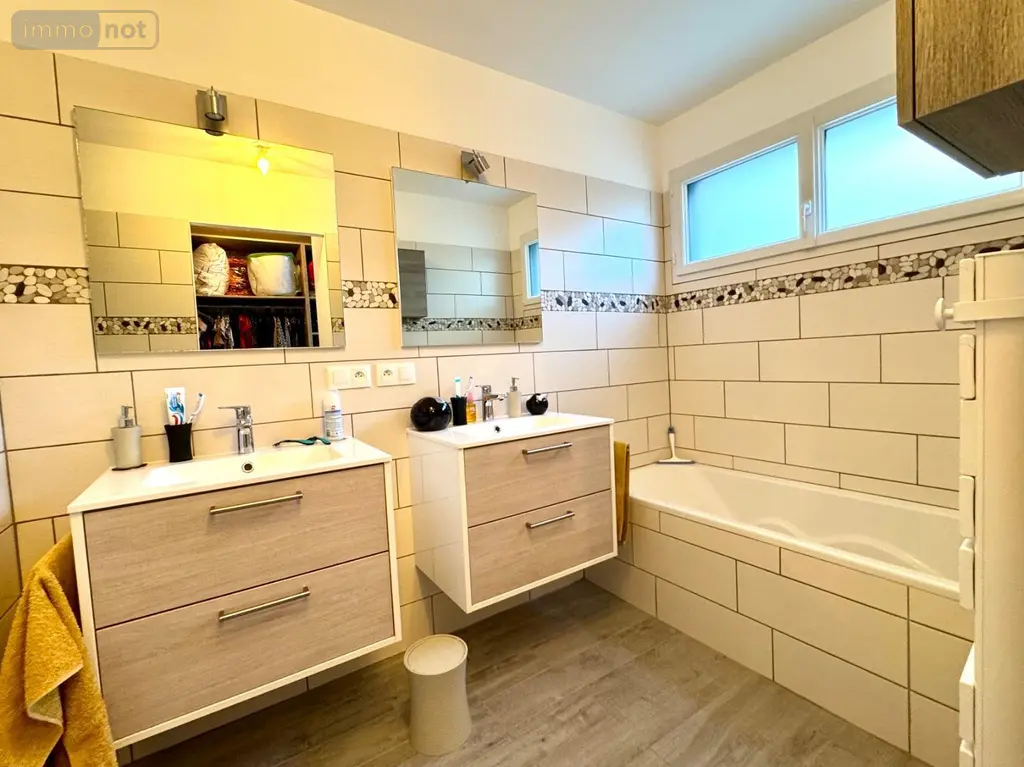 Maison a vendre Lannilis 29870 Finistère 29 130 m2 7 pièces 514075 euros 29042-128 009