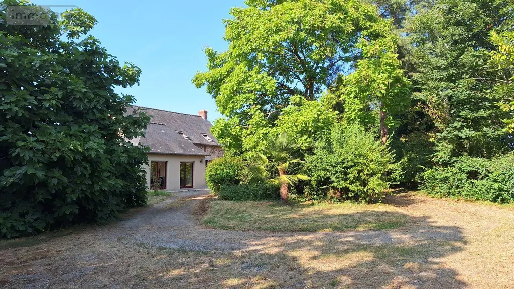 Maison a vendre Larchamp 53220 Mayenne 53 144 m2 7 pièces 241500 euros 53077-46 018