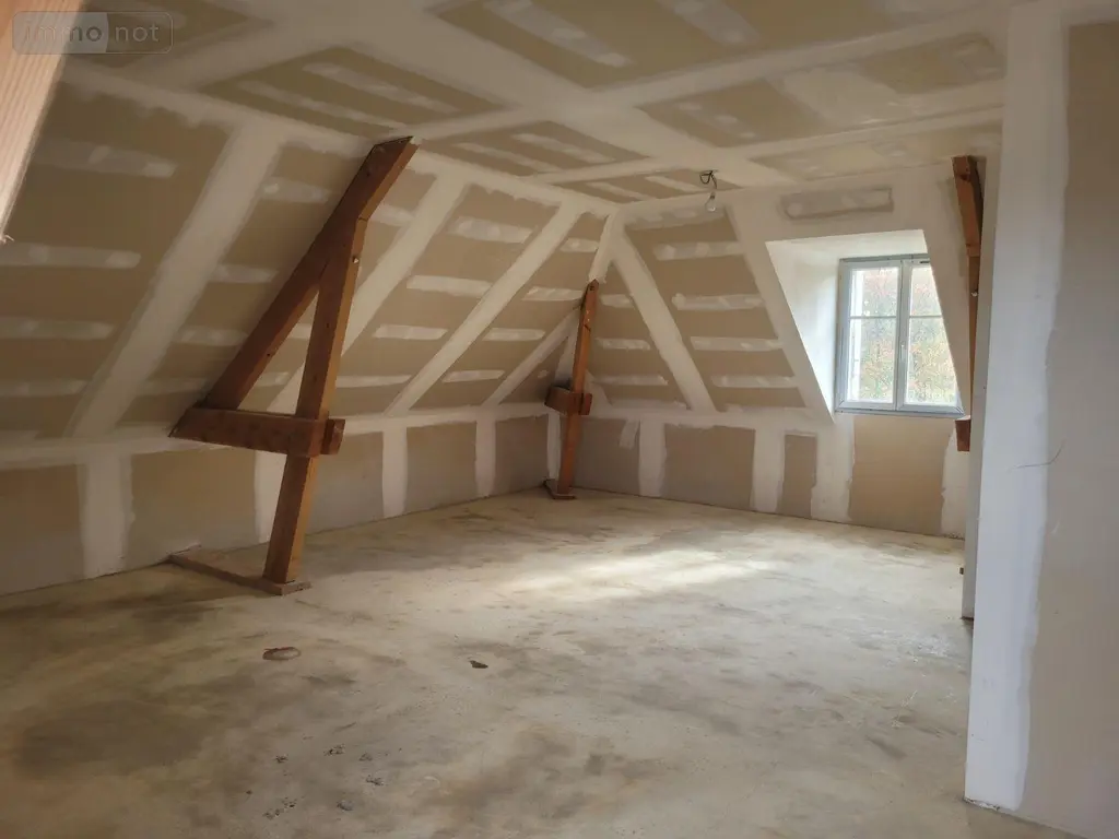 Vente aux encheres maison Ahun 23150 Creuse 23 281 m2 5 pièces 10986/764 004