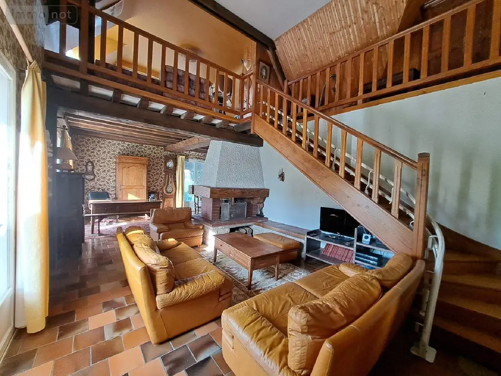 Maison a vendre Renazé 53800 Mayenne 53 210 m2 6 pièces 270560 euros 076/2726-MA/LEN 005