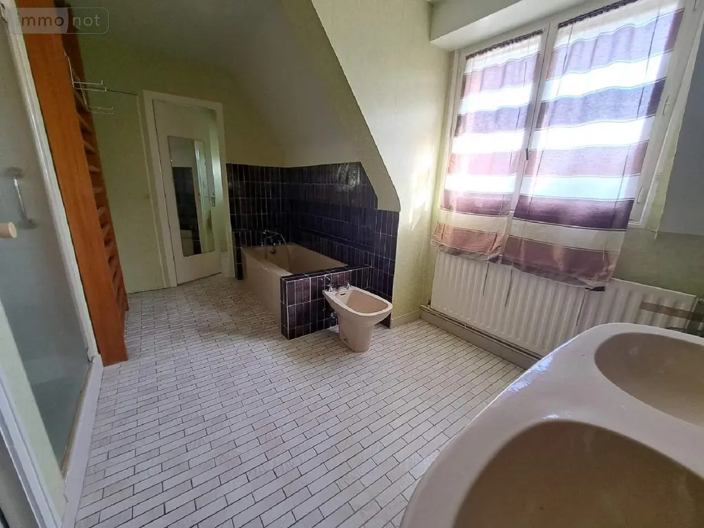 Maison a vendre Renazé 53800 Mayenne 53 210 m2 6 pièces 270560 euros 076/2726-MA/LEN 010