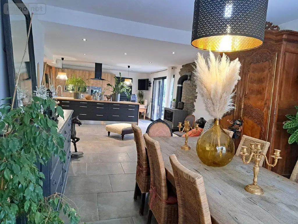 Maison a vendre La Selle-Craonnaise 53800 Mayenne 53 220 m2 5 pièces 256056 euros 076/2727-MA/HOU 002