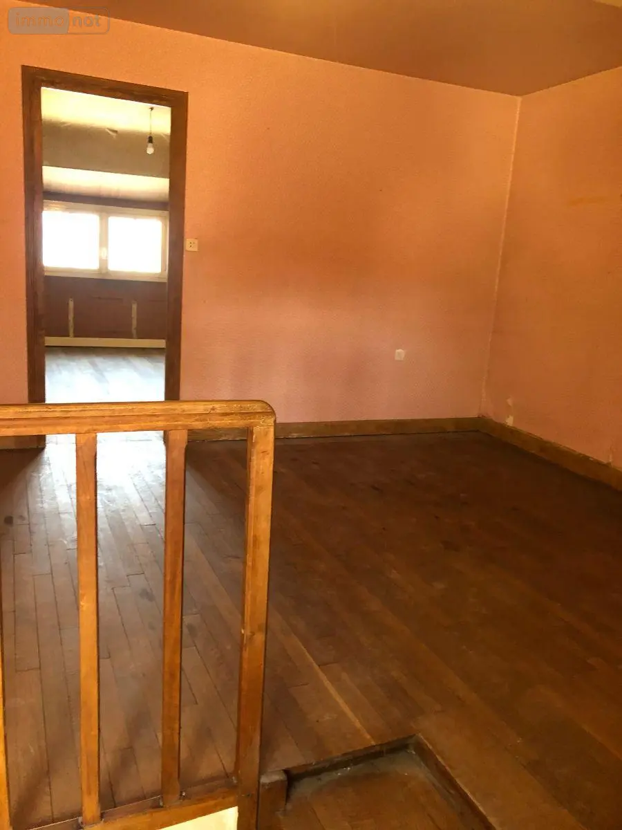 Immeuble de rapport a vendre Issoudun 36100 Indre 36 120 m2 44000 euros 11813/1552 009