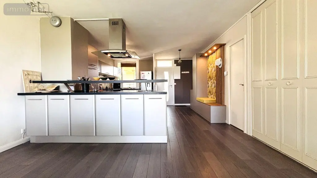 Appartement a vendre Bruz 35170 Ille-et-Vilaine 35 77 m2 3 pièces 238000 euros 35176/415 006