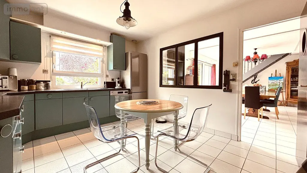 Maison a vendre Bruz 35170 Ille-et-Vilaine 35 137 m2 7 pièces 486450 euros 35176/421 007
