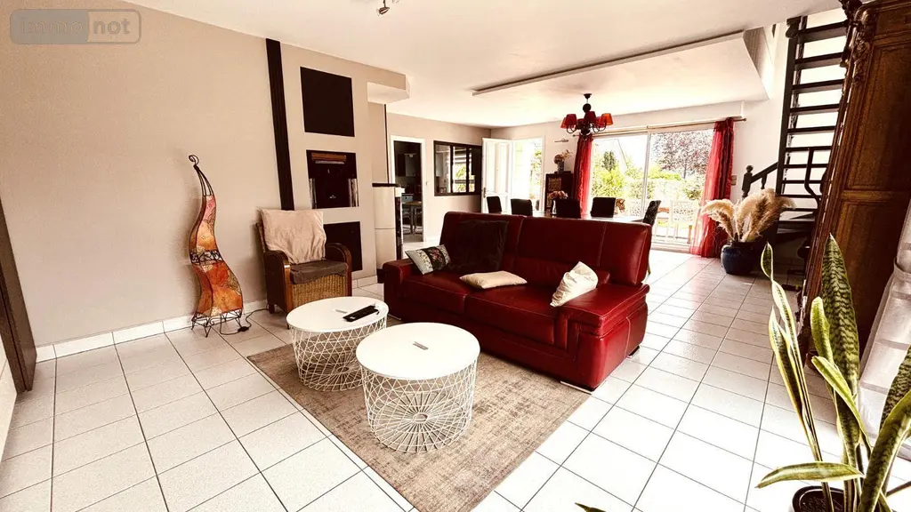 Maison a vendre Bruz 35170 Ille-et-Vilaine 35 137 m2 7 pièces 486450 euros 35176/421 008