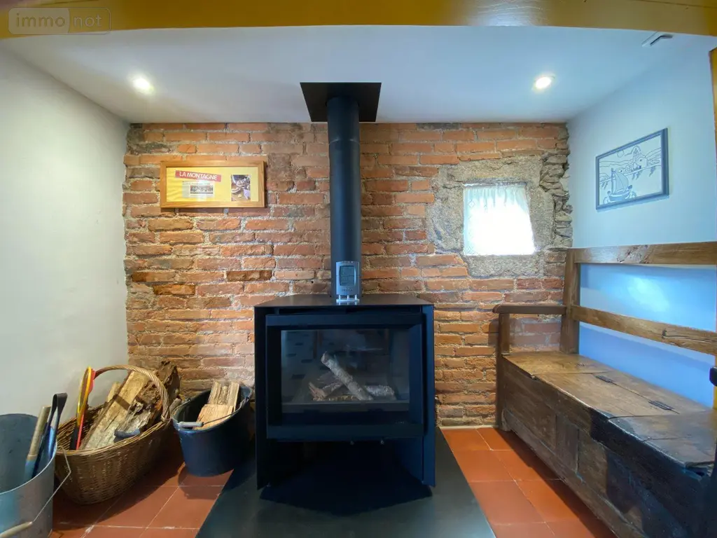 Maison a vendre Saint-Étienne-de-Maurs 15600 Cantal 15 109 m2 5 pièces 222600 euros 15061-100 003