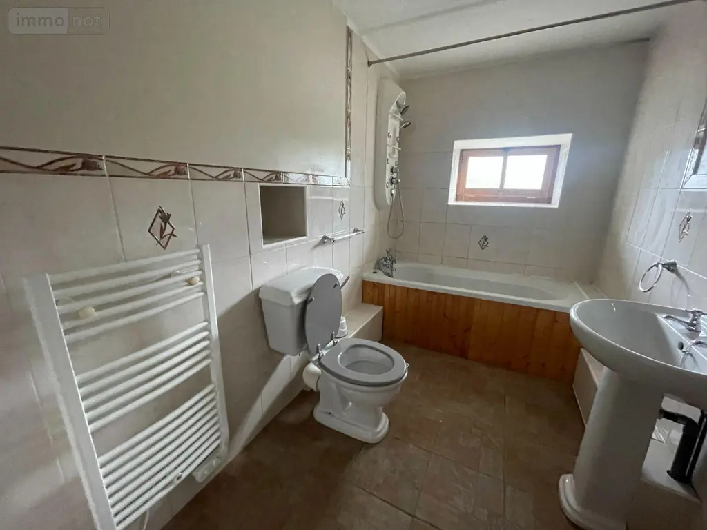 Maison a vendre Pré-en-Pail-Saint-Samson 53140 Mayenne 53 109 m2 5 pièces 84560 euros 623 003
