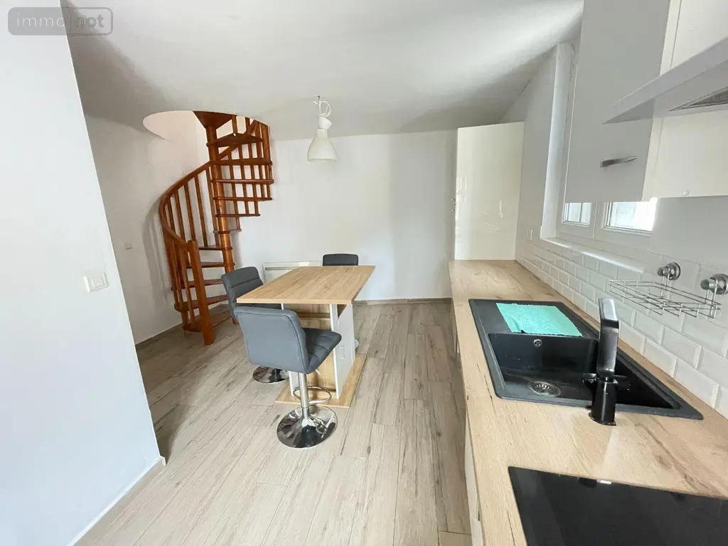 Maison a vendre Valensole 04210 Alpes-de-Haute-Provence 04 165 m2 366600 euros 025/1957 005