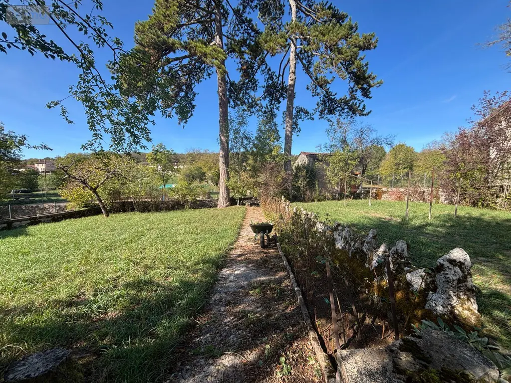 Propriete a vendre Nantey 39160 Jura 39 340 m2 13 pièces 416000 euros 71111-155 015
