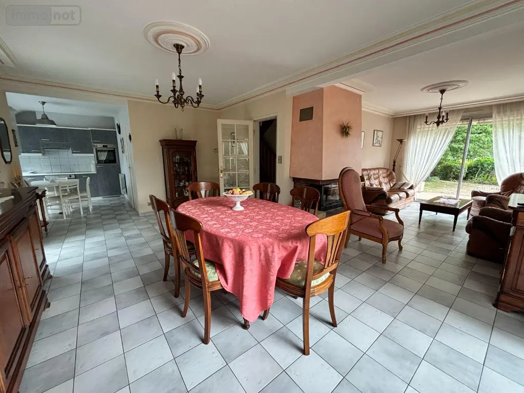 Maison a vendre Noyal-Châtillon-sur-Seiche 35230 Ille-et-Vilaine 35 110 m2 6 pièces 320850 euros 35129-7083 002