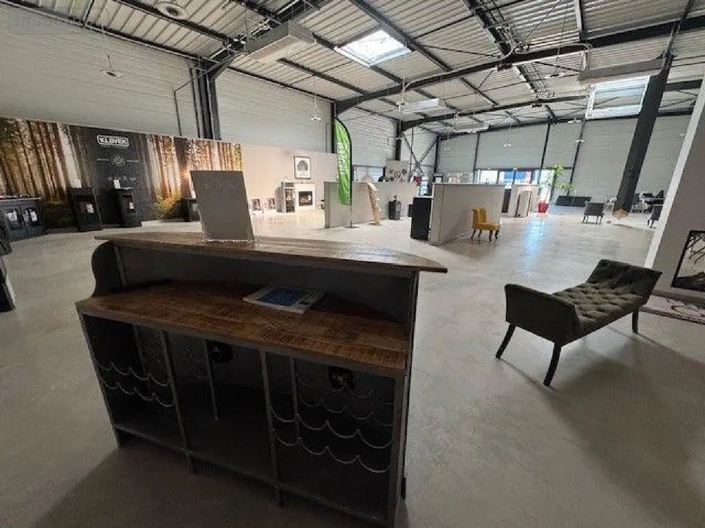 Fonds et murs commerciaux a vendre Cormontreuil 51350 Marne 51 700 m2 1133000 euros 51095/210 005