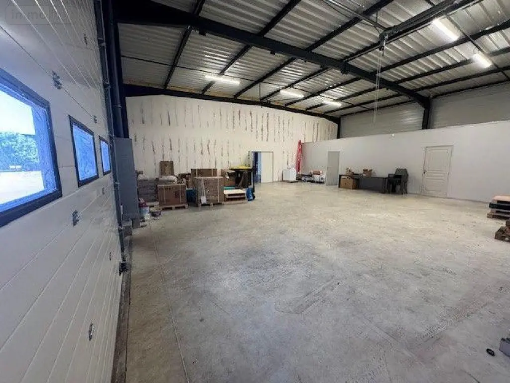 Fonds et murs commerciaux a vendre Cormontreuil 51350 Marne 51 700 m2 1133000 euros 51095/210 006