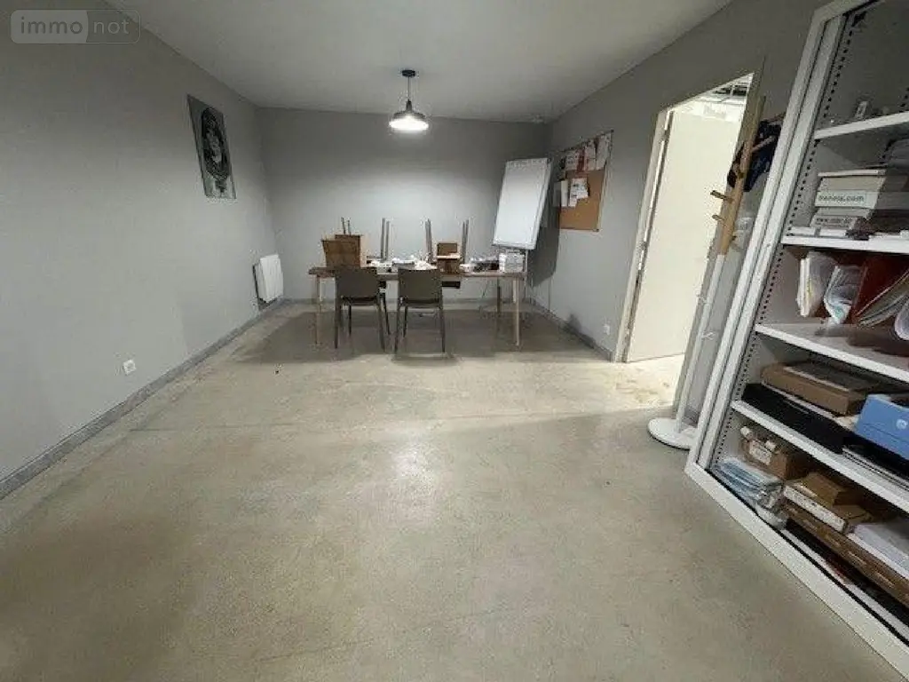 Fonds et murs commerciaux a vendre Cormontreuil 51350 Marne 51 700 m2 1133000 euros 51095/210 007