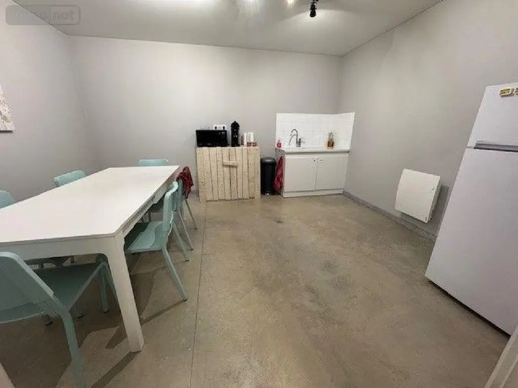 Fonds et murs commerciaux a vendre Cormontreuil 51350 Marne 51 700 m2 1133000 euros 51095/210 008