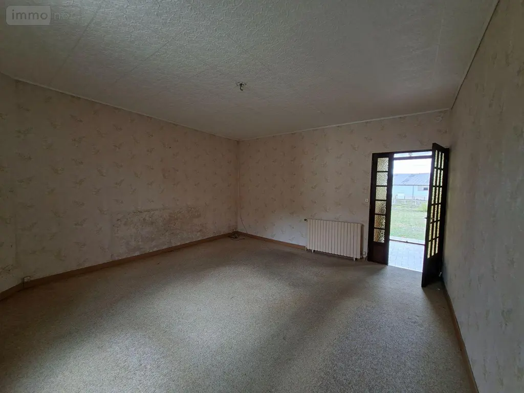Maison a vendre Saint-Amand-Montrond 18200 Cher 18 56 m2 59000 euros 260143 012