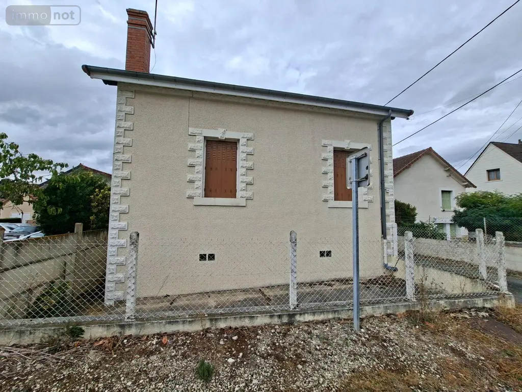 Maison a vendre Saint-Amand-Montrond 18200 Cher 18 56 m2 59000 euros 260143 003