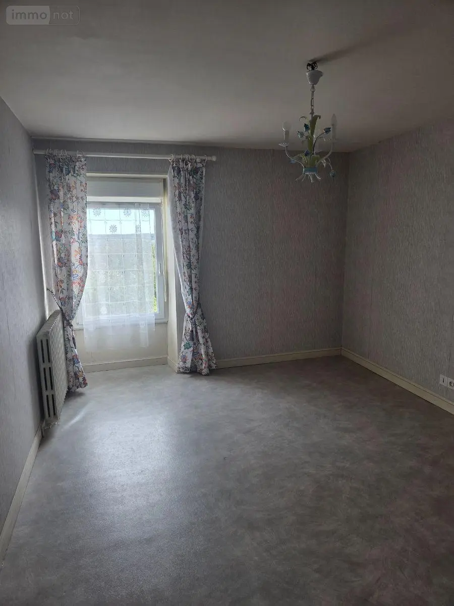 Maison a vendre Châtillon-sur-Colmont 53100 Mayenne 53 130 m2 5 pièces 146000 euros 53075/FC 35 013