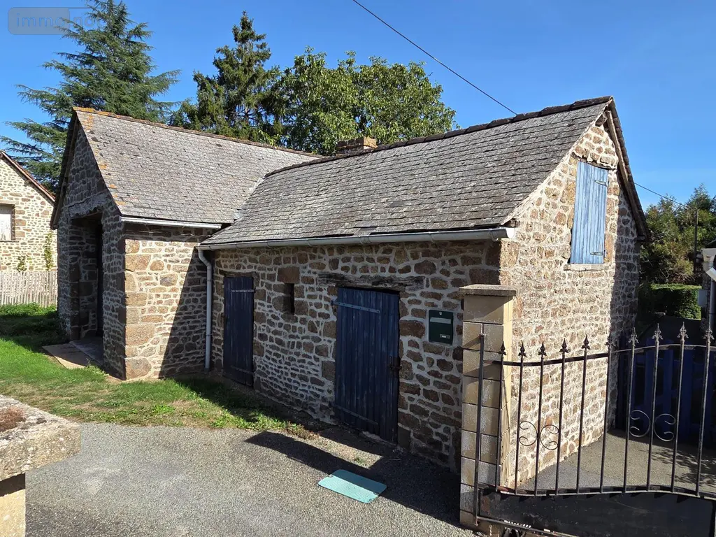 Maison a vendre Ambrières-les-Vallées 53300 Mayenne 53 174 m2 9 pièces 218400 euros 53075DLS26028 010