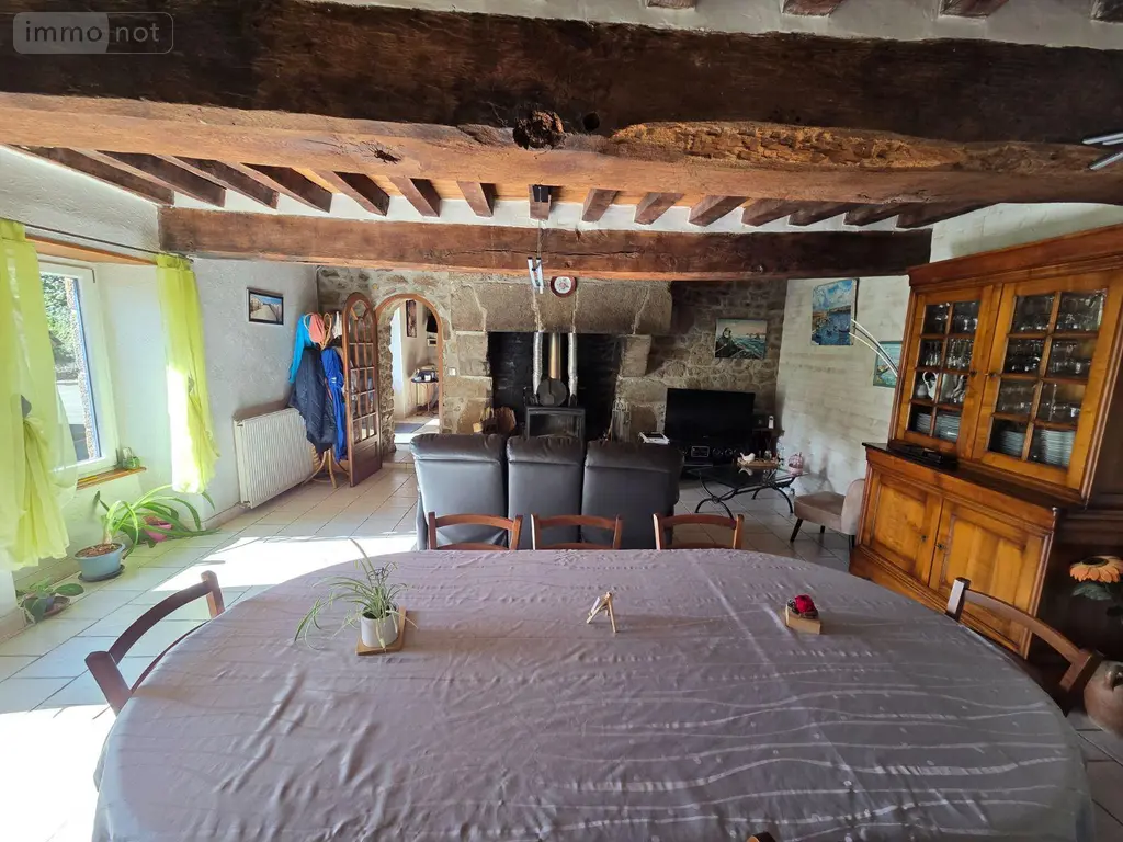 Maison a vendre Ambrières-les-Vallées 53300 Mayenne 53 174 m2 9 pièces 218400 euros 53075DLS26028 004