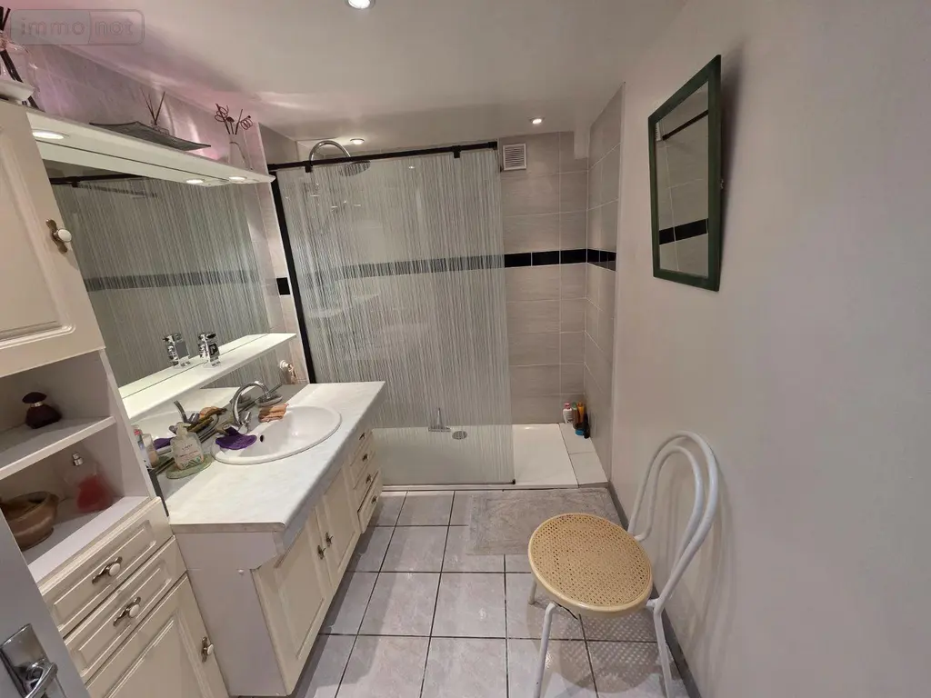 Maison a vendre Ambrières-les-Vallées 53300 Mayenne 53 174 m2 9 pièces 218400 euros 53075DLS26028 008