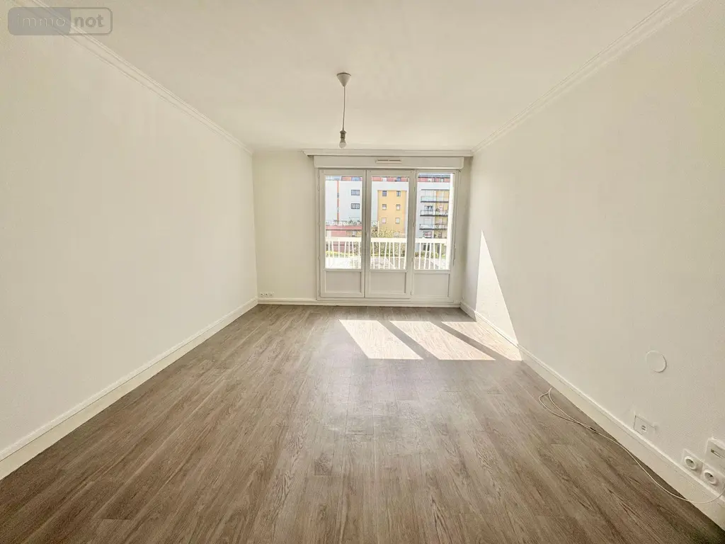 Appartement a vendre Rennes 35000 Ille-et-Vilaine 35 68 m2 3 pièces 175000 euros 35129-7092 003