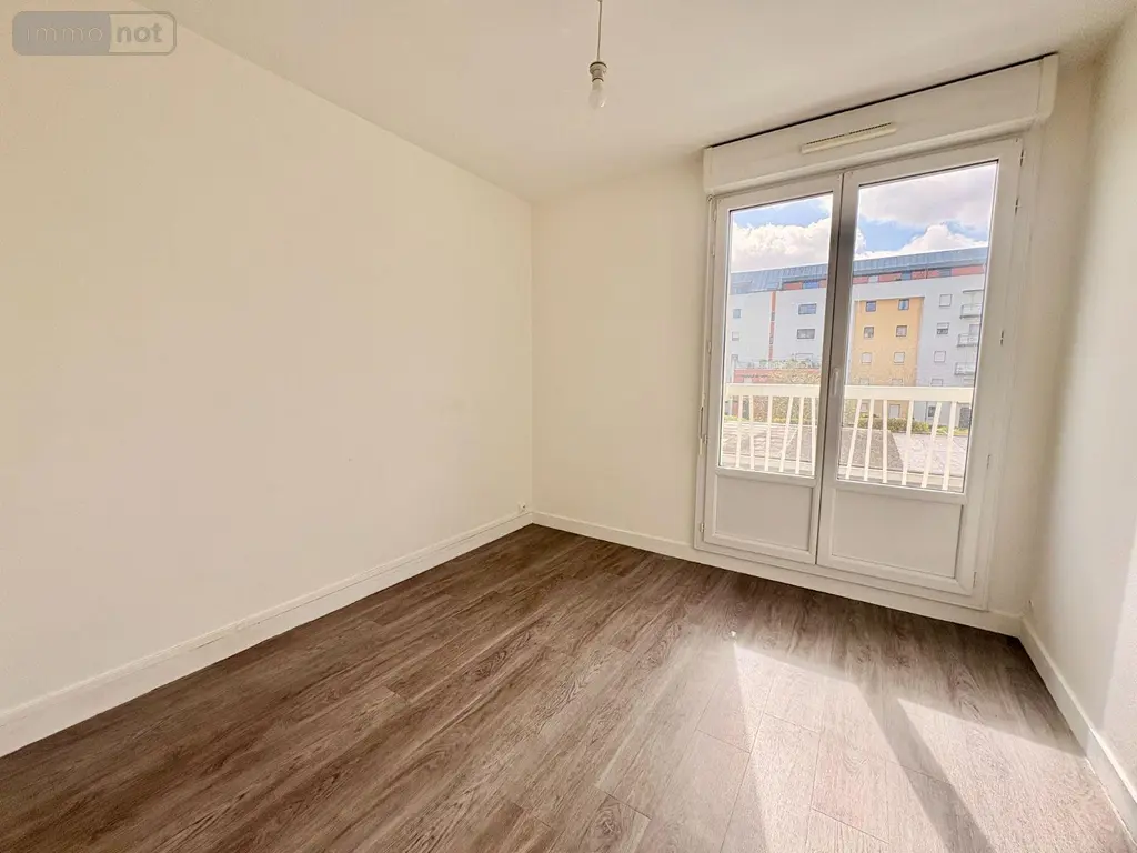 Appartement a vendre Rennes 35000 Ille-et-Vilaine 35 68 m2 3 pièces 175000 euros 35129-7092 007