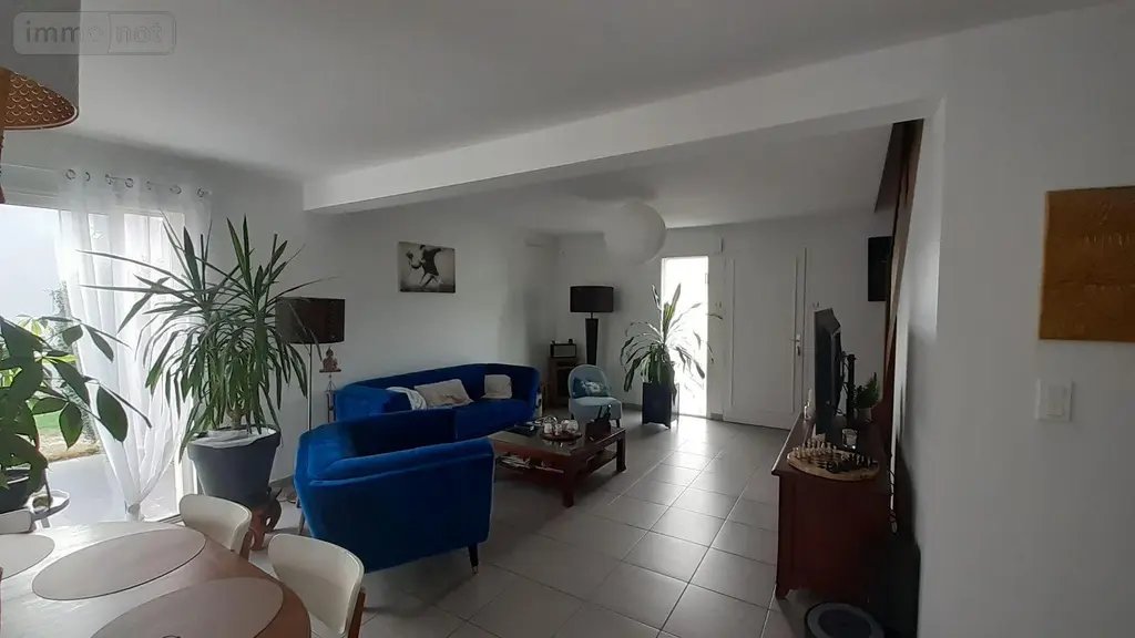 Location maison Montreuil-sous-Pérouse 35500 Ille-et-Vilaine 35 117 m2 6 pièces 1090 euros 35131-351 003