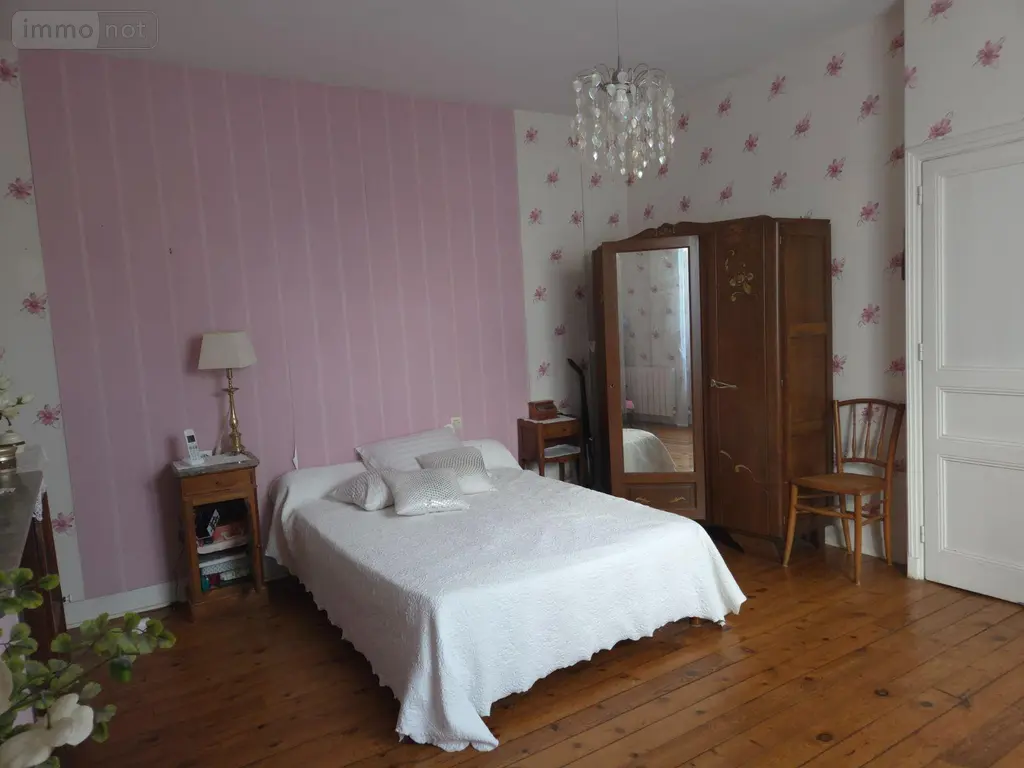 Maison a vendre Mayenne 53100 Mayenne 53 93 m2 5 pièces 161200 euros 53075/DLS33 009