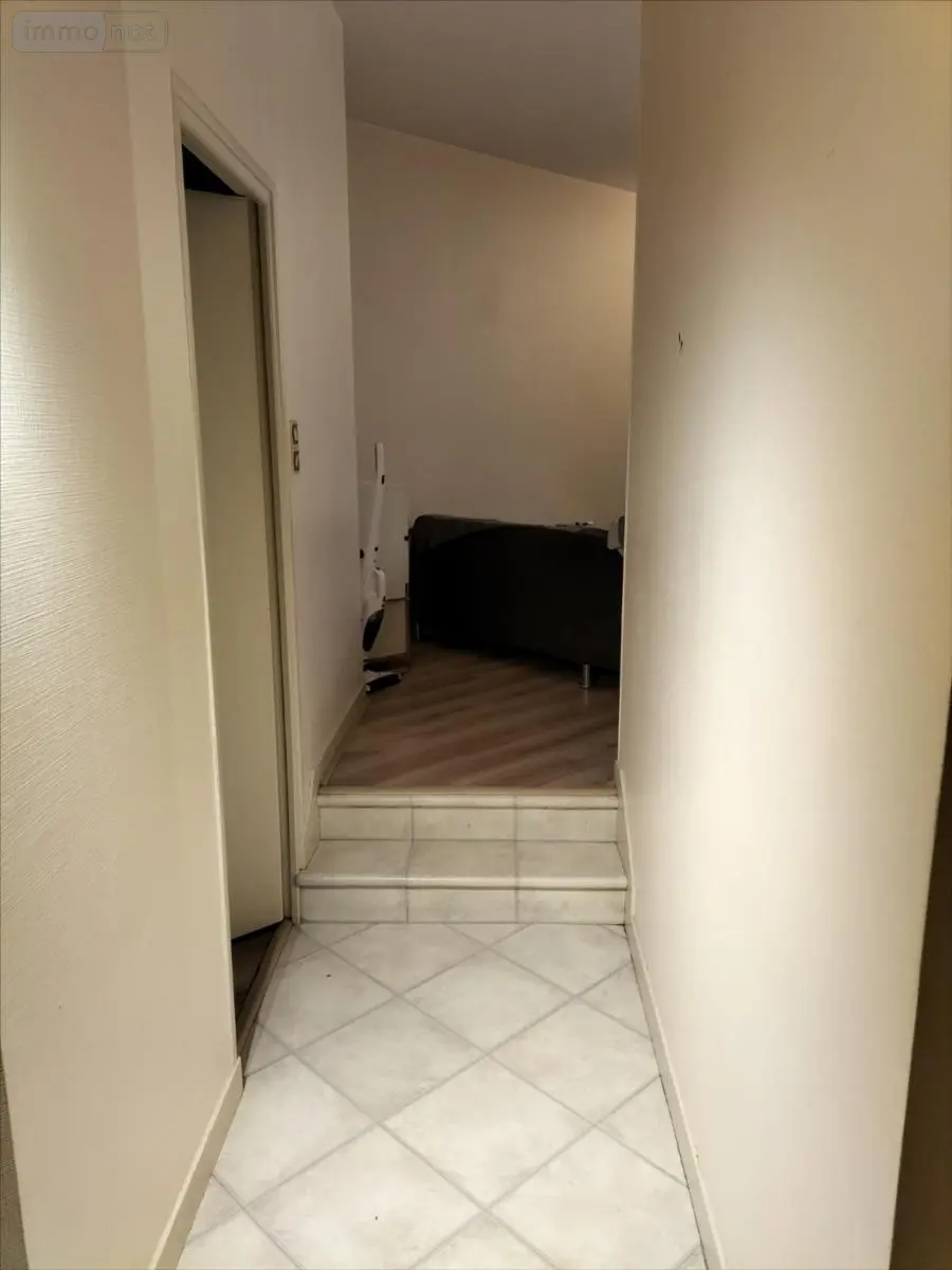 Location appartement Vitré 35500 Ille-et-Vilaine 35 42 m2 2 pièces 498 euros 35131-352 004