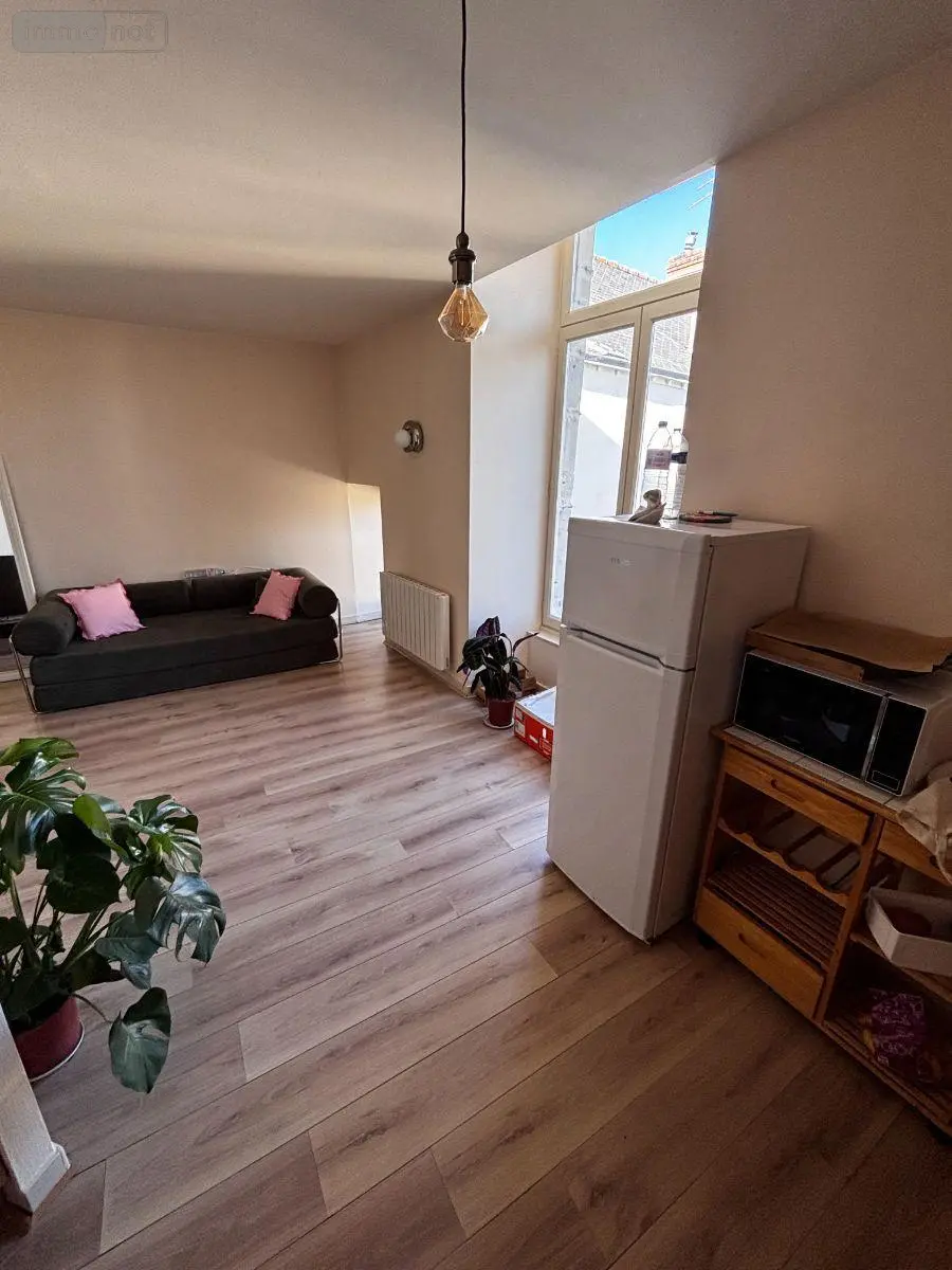 Location appartement Vitré 35500 Ille-et-Vilaine 35 42 m2 2 pièces 498 euros 35131-352 005