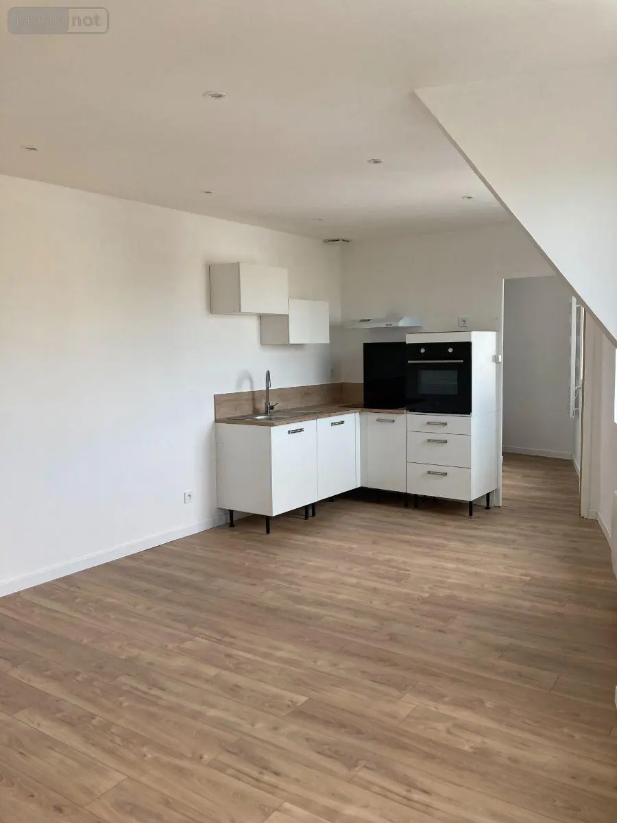 Location appartement Merville 59660 Nord 59 40 m2 590 euros CLOC170 001