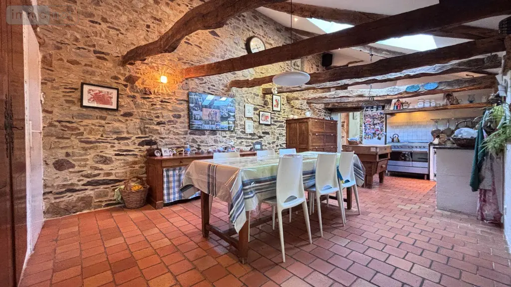 Maison a vendre Lassy 35580 Ille-et-Vilaine 35 250 m2 7 pièces 500000 euros 35176/438 016