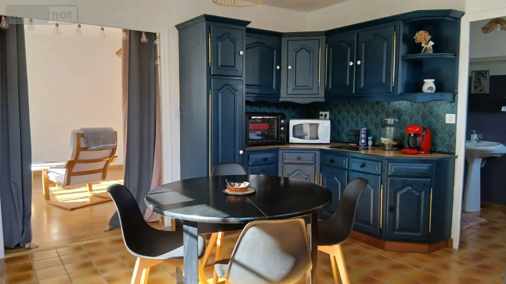Location maison La Gacilly 56200 Morbihan 56 45 m2 1 pièce 50 euros 009/1391 003