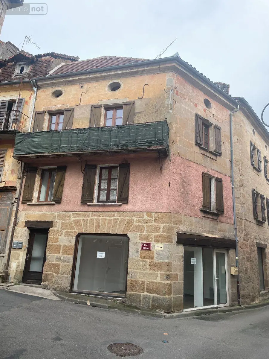 Immeuble de rapport a vendre Lacapelle-Marival 46120 Lot 46 125 m2 95400 euros 46030/IMMR/597 001
