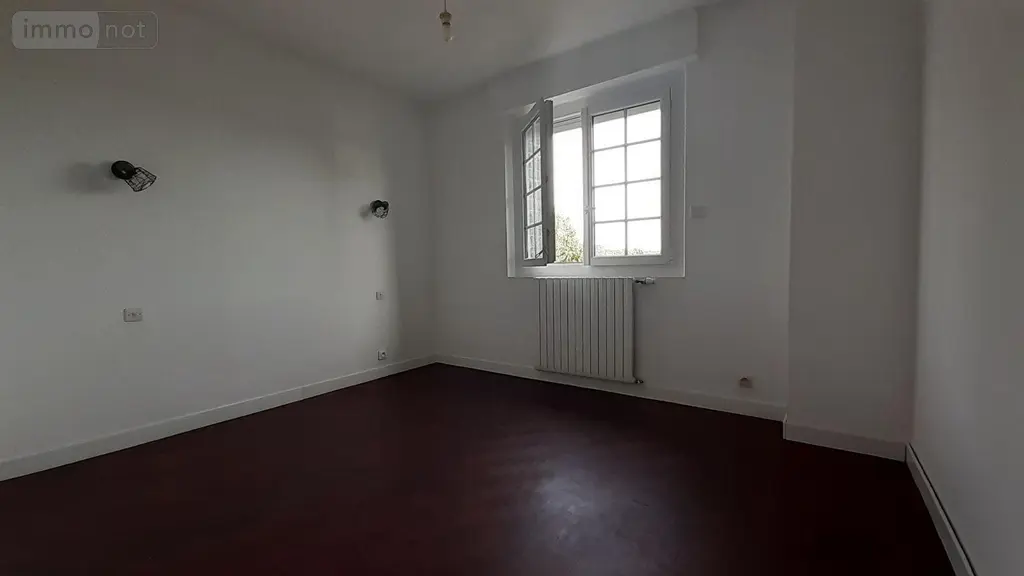 Location maison Val-d'Izé 35450 Ille-et-Vilaine 35 95 m2 4 pièces 720 euros 35131-356 010
