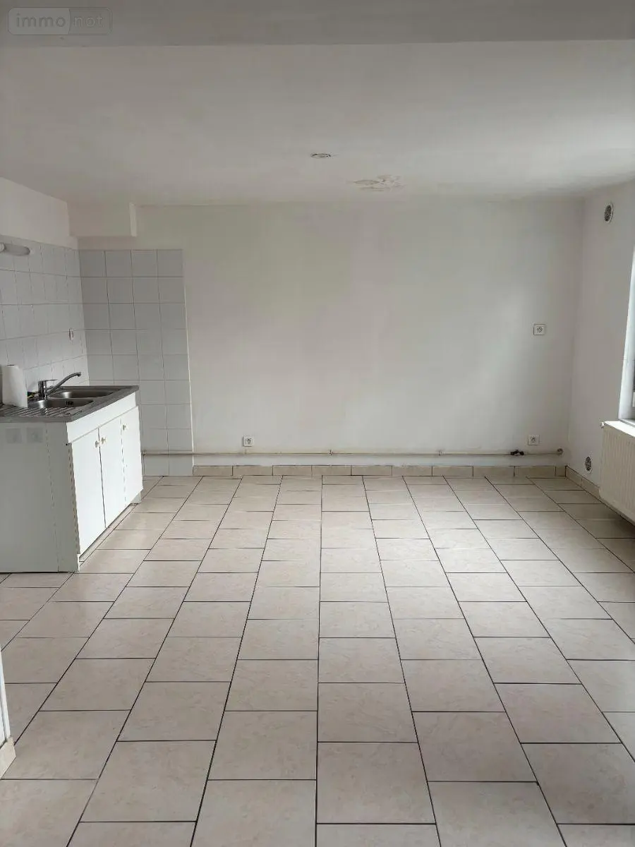 Location maison Vic-sur-Aisne 02290 Aisne 02 67 m2 3 pièces 675 euros 1010205/1387 002