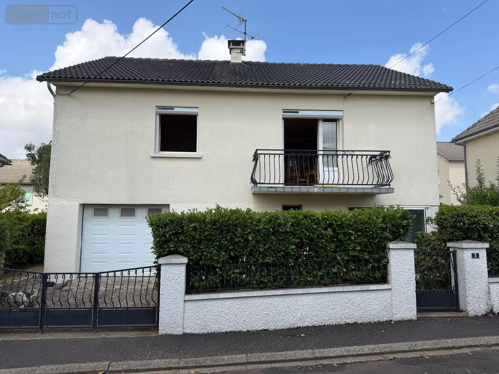 Maison a vendre Mauriac 15200 Cantal 15 102 m2 4 pièces 127200 euros 15060/1302 001