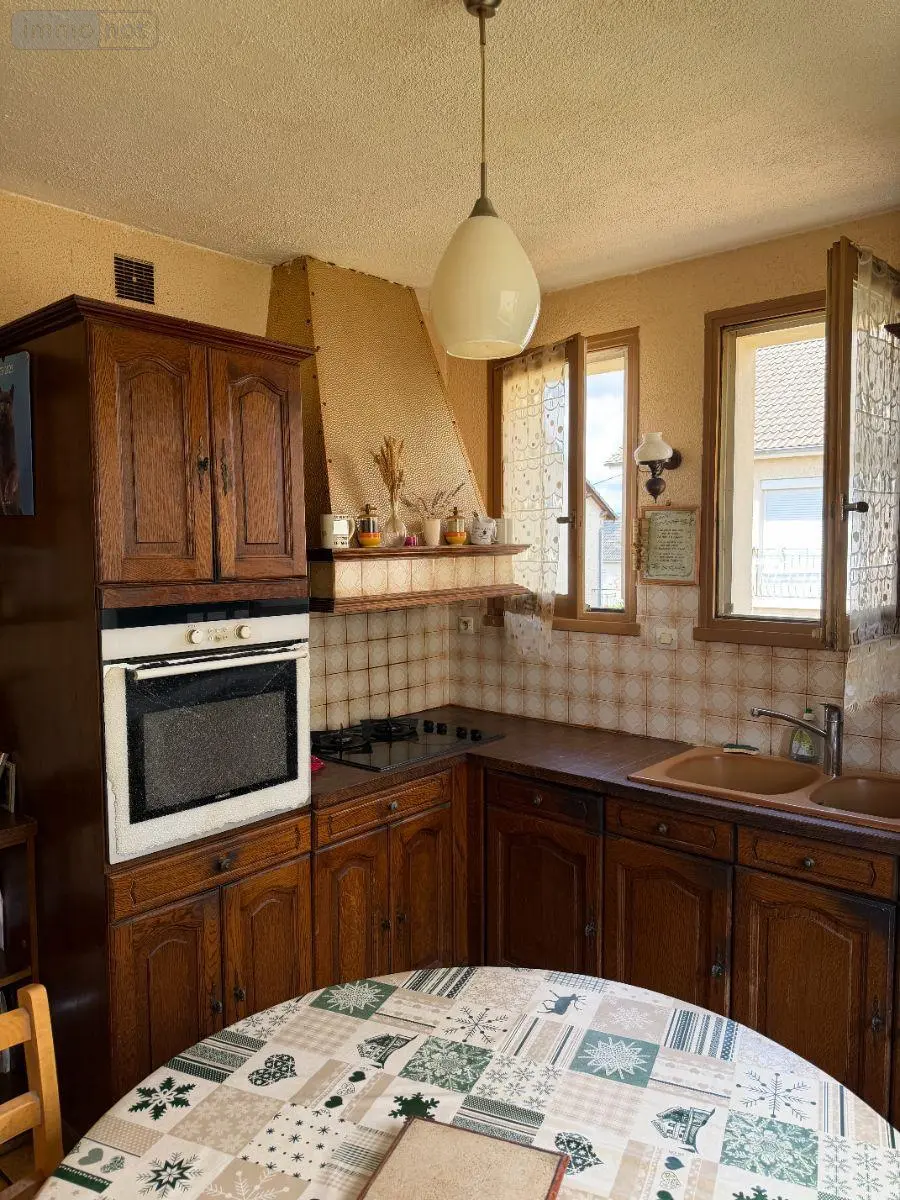 Maison a vendre Mauriac 15200 Cantal 15 102 m2 4 pièces 127200 euros 15060/1302 004