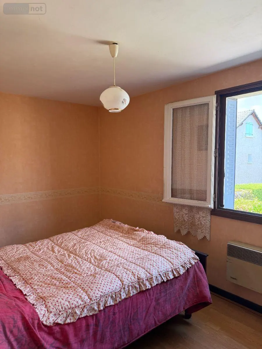 Maison a vendre Mauriac 15200 Cantal 15 102 m2 4 pièces 127200 euros 15060/1302 010