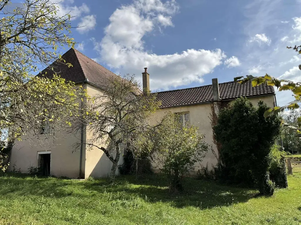 Maison a vendre Gourdon 46300 Lot 46 130 m2 6 pièces 167400 euros 46041/469 001