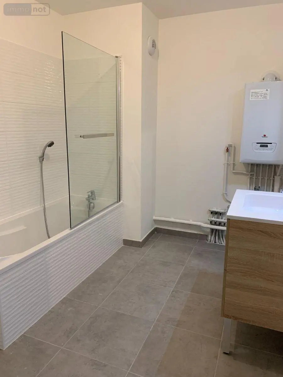 Location appartement Bailleul 59270 Nord 59 71 m2 3 pièces 835 euros FLOCB676 007