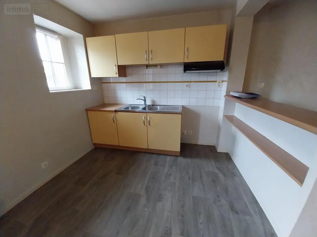 Appartement a vendre Vitré 35500 Ille-et-Vilaine 35 74 m2 3 pièces 177480 euros 35131-359 003